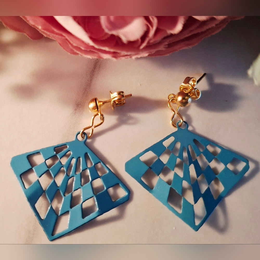 Vintage 80s 🔷️💠Stylish Blue Geometric Earrings
